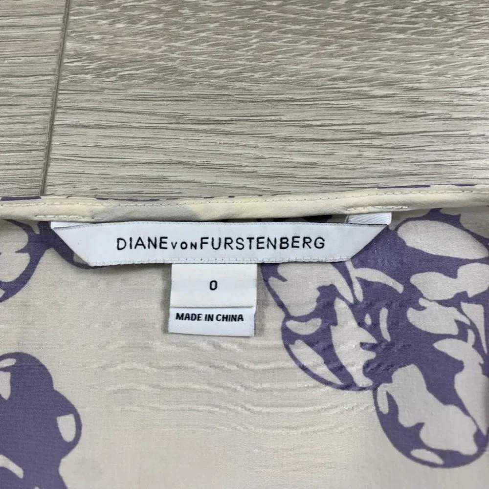 Diane Von Furstenberg Silk Floral Print Blouse - Picture 6 of 13